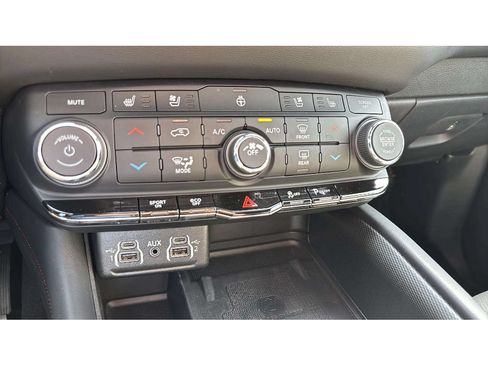 Used 2023 Dodge Durango R/T AWD/4WD image 24
