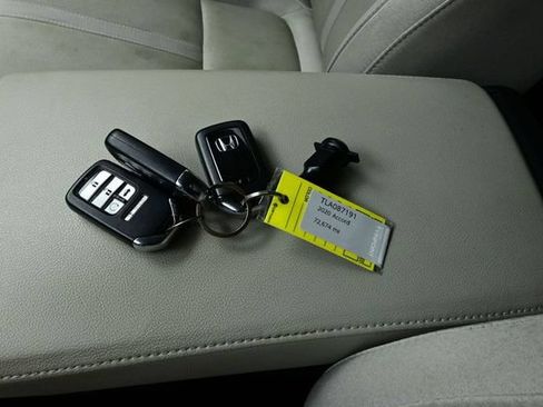 Used 2020 Honda Accord EX image 10