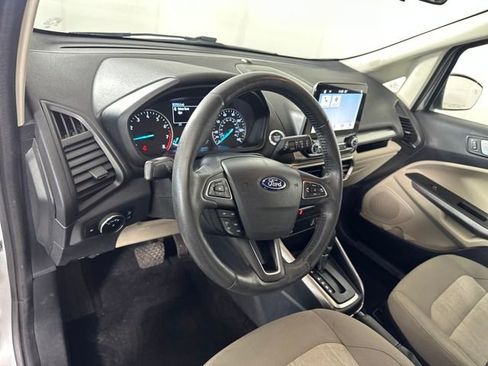 Used 2019 Ford EcoSport SE w/ SE Convenience Package image 13