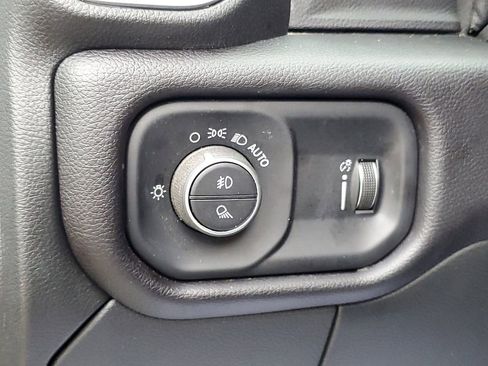 Used 2022 RAM 2500 Big Horn w/ Level A Equipment Group image 14