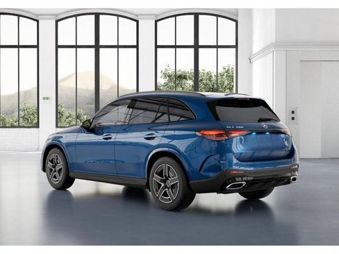 Certified 2026 Mercedes-Benz GLC 300 4MATIC image 29