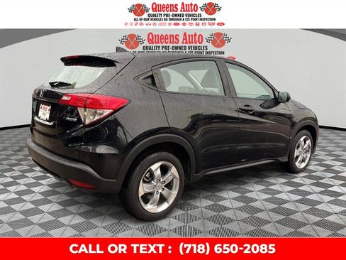 Used 2022 Honda HR-V LX image 7