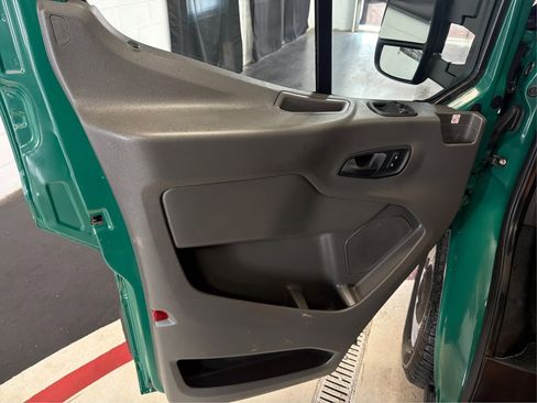 Used 2020 Ford Transit 150 Low Roof RWD image 20