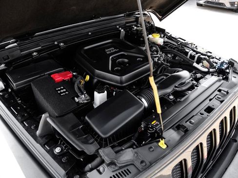 Used 2021 Jeep Wrangler Unlimited Sport image 53