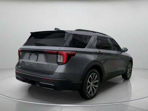 New 2026 Ford Explorer ST-Line w/ Premium Package RWD image 30