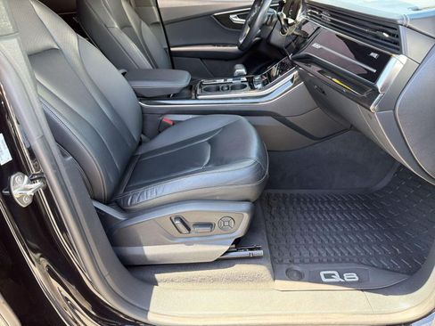 Used 2019 Audi Q8 Prestige w/ Towing Package AWD/4WD image 30