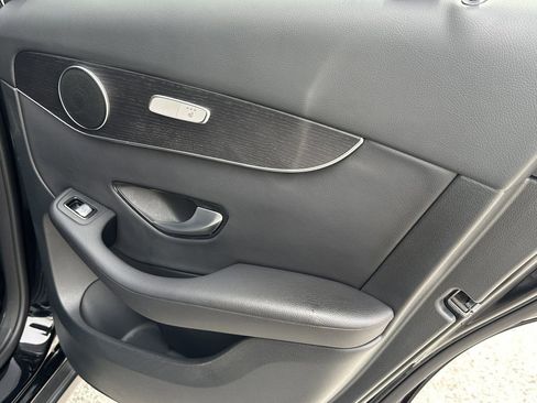 Certified 2022 Mercedes-Benz GLC 300 4MATIC w/ Multimedia Package Lite image 19