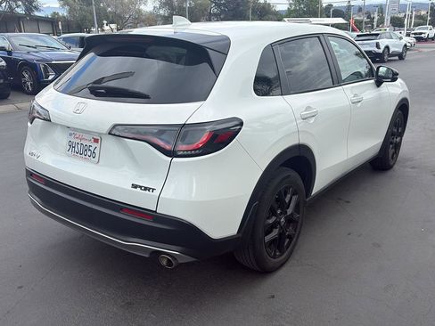 Used 2024 Honda HR-V Sport image 5