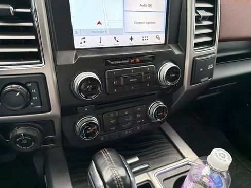 Used 2018 Ford F150 Platinum w/ Technology Package AWD/4WD image 13