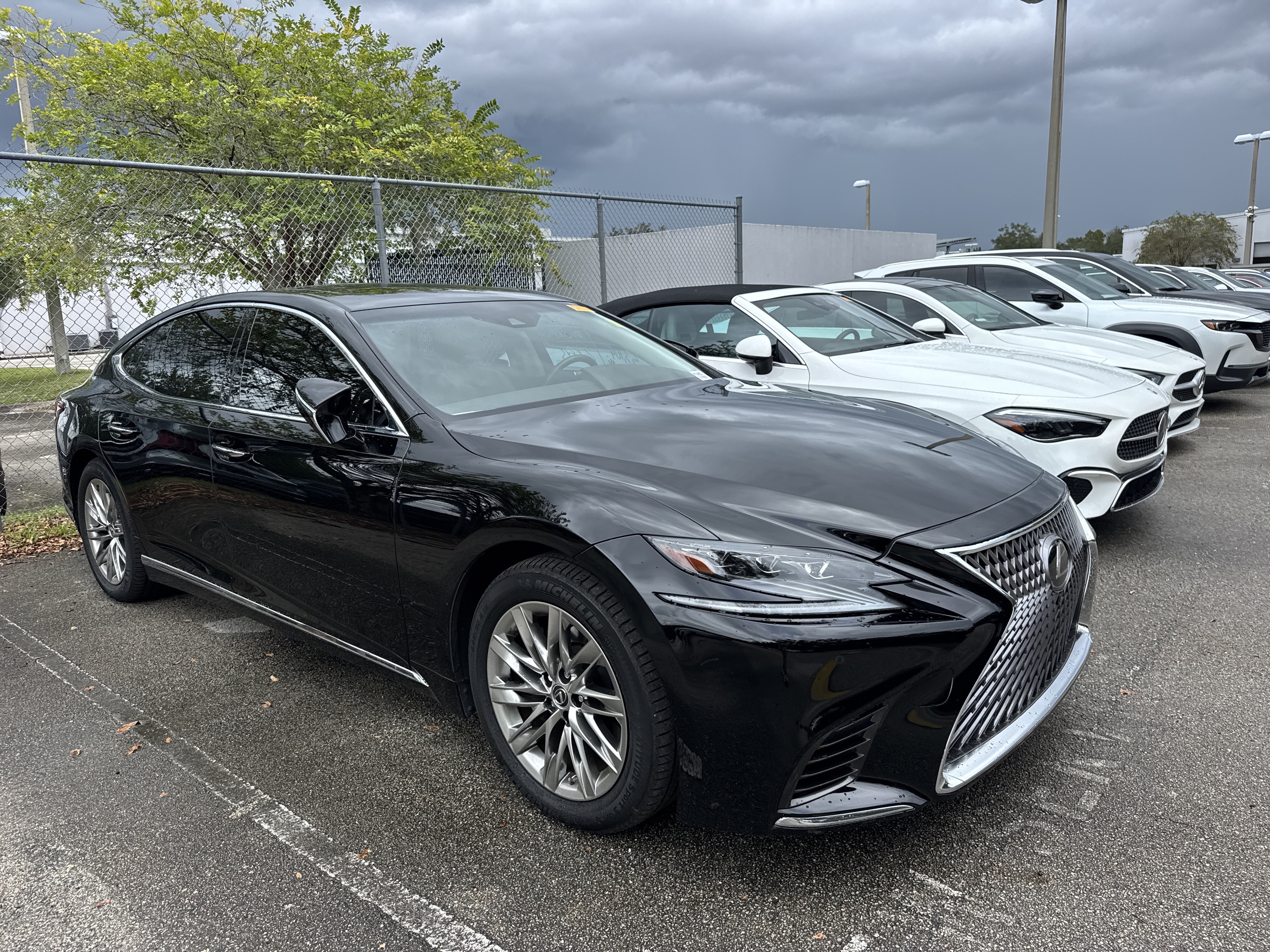 Used 2018 Lexus LS 500 w/ Interior Upgrade Package RWD image 4