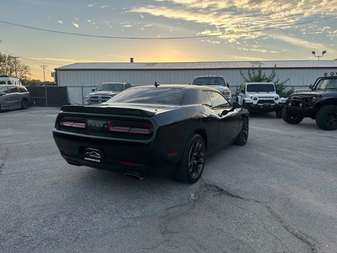 Used 2022 Dodge Challenger R/T Scat Pack image 5