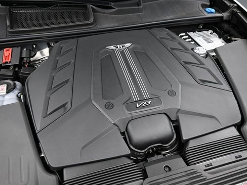 New 2025 Bentley Bentayga image 36