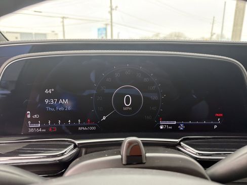 Certified 2023 Cadillac Escalade Sport w/ LPO, ONYX Package image 14