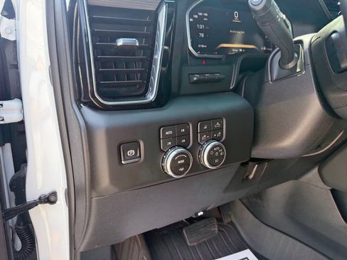Used 2026 GMC Sierra 3500 Denali Ultimate AWD/4WD image 19