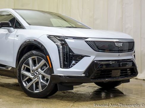 New 2026 Cadillac Optiq Luxury 1 w/ LPO, Floor Liner Package AWD/4WD image 3