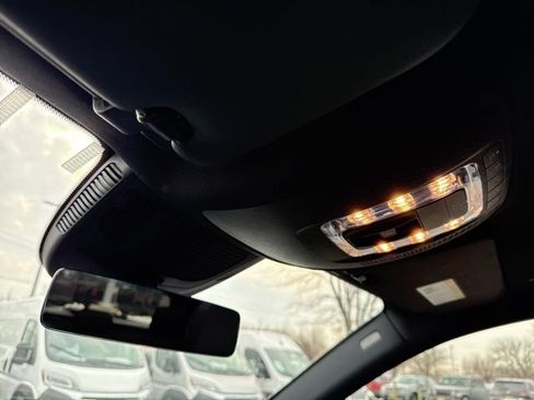 Used 2025 Mercedes-Benz GLE 450e 4MATIC w/ Winter Package image 37