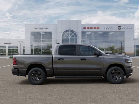 New 2026 RAM 1500 Express AWD/4WD image 21