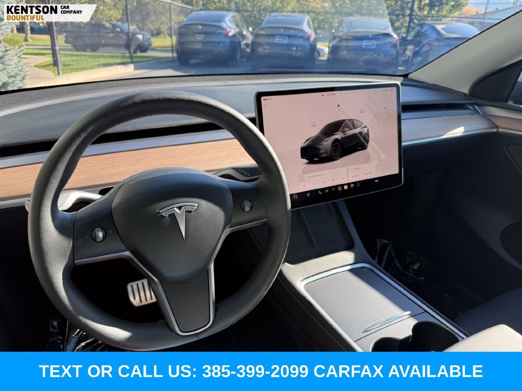 Used 2023 Tesla Model Y Performance AWD/4WD image 16