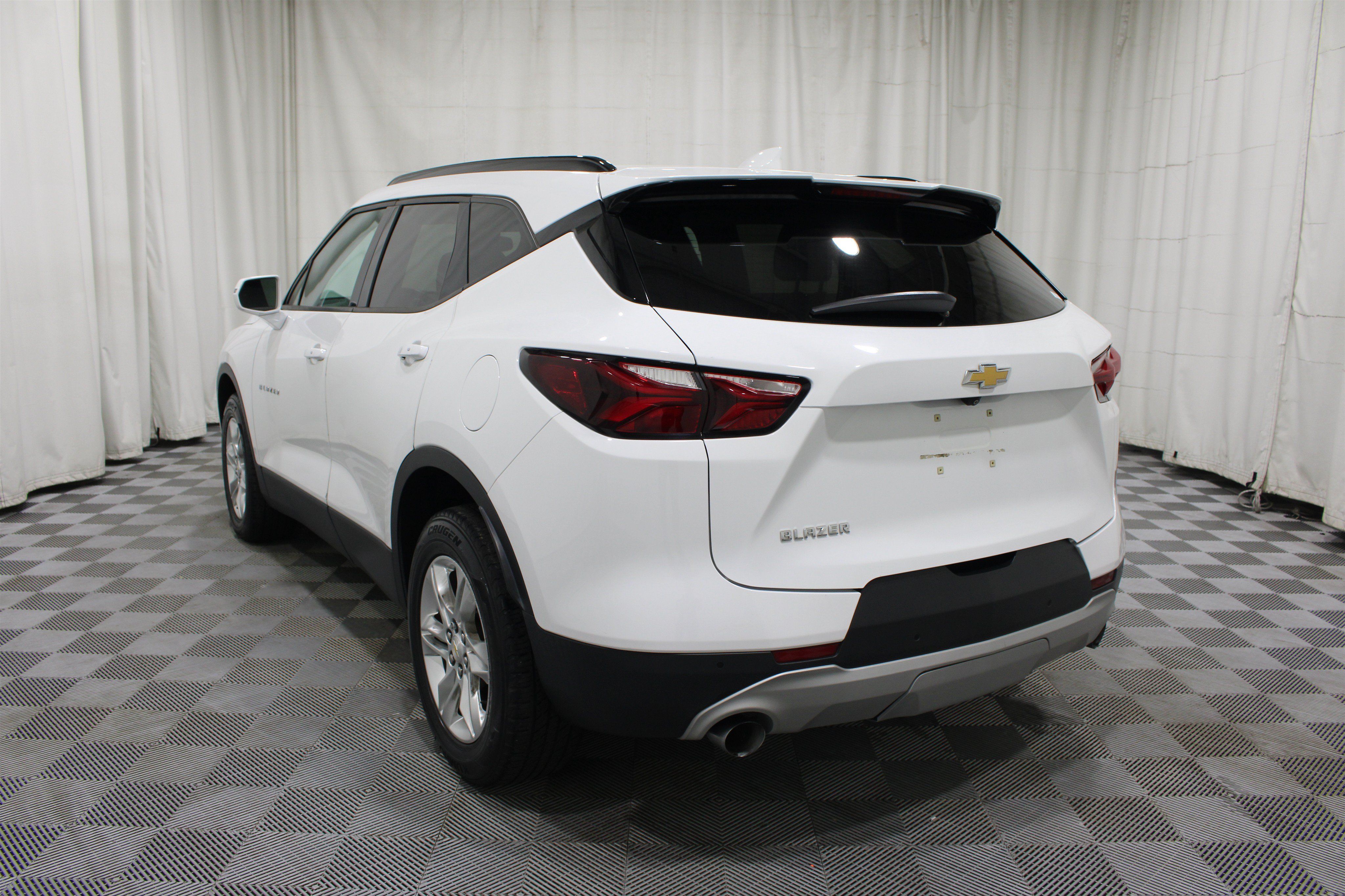 Used 2020 Chevrolet Blazer LT FWD image 31