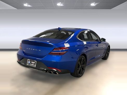 Used 2023 Genesis G70 2.0T w/ Sport Prestige Package RWD image 9