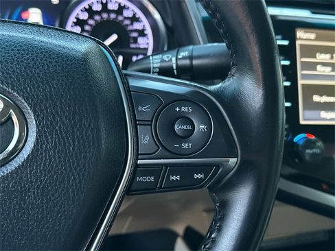 Certified 2019 Toyota Camry XLE image 22