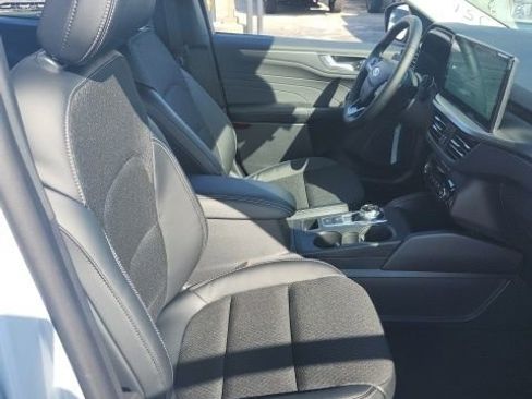 New 2026 Ford Escape Base image 13