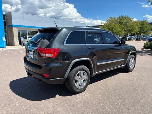 Used 2012 Jeep Grand Cherokee Laredo w/ Laredo E Group AWD/4WD image 6