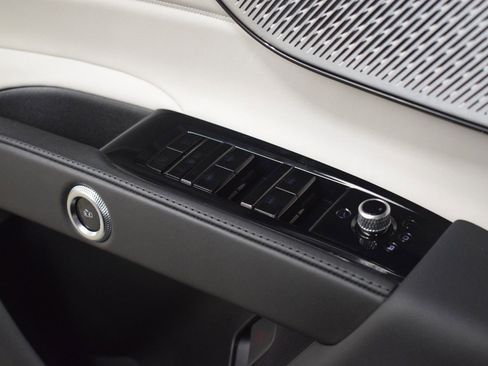 Used 2023 Maserati Grecale Modena AWD/4WD image 41