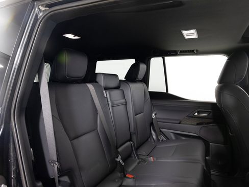 Used 2024 Lexus GX 550 image 31