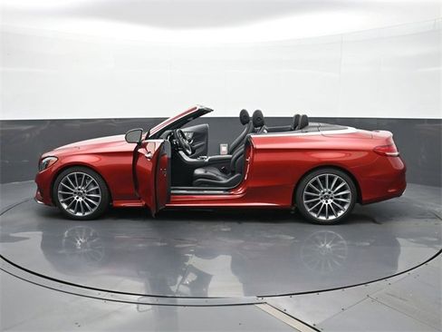 Used 2018 Mercedes-Benz C 300 Cabriolet image 24