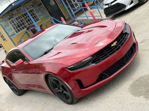 Used 2020 Chevrolet Camaro LT RWD image 7
