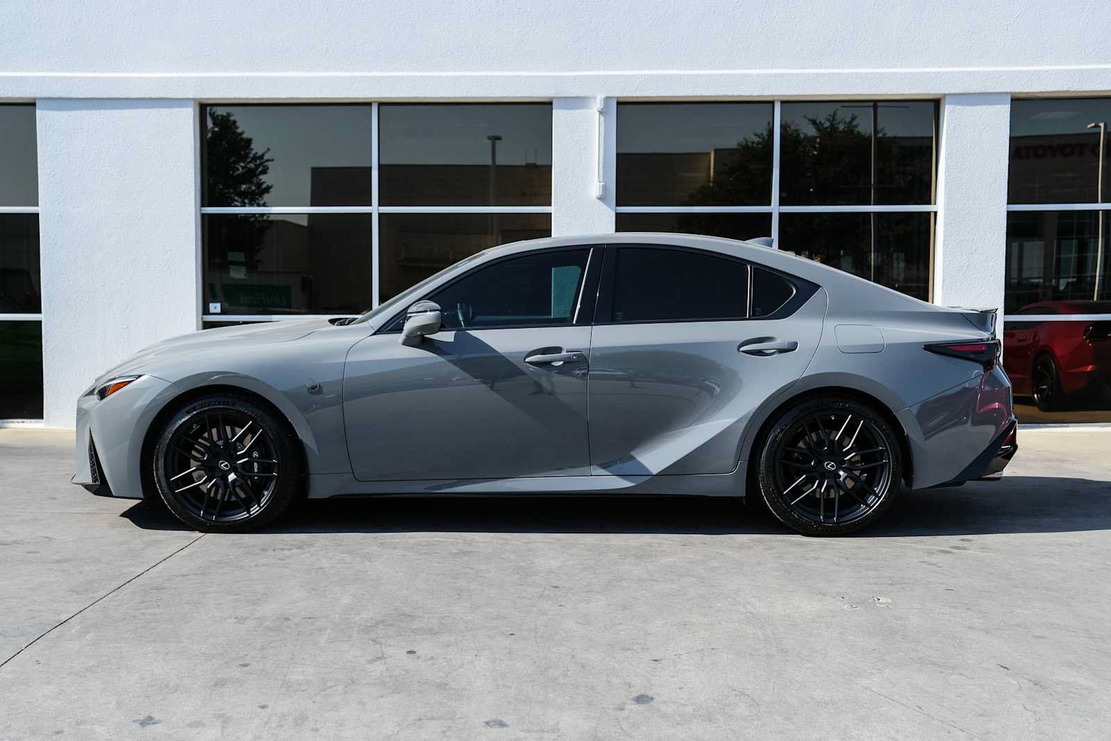 Used 2022 Lexus IS 500 RWD image 19