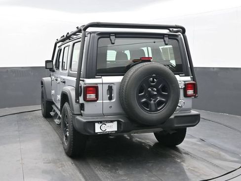 Used 2023 Jeep Wrangler Unlimited Sport AWD/4WD image 4