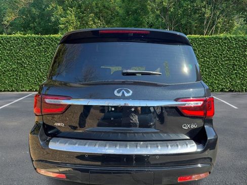 Used 2023 INFINITI QX80 Sensory w/ All-Season Package image 8