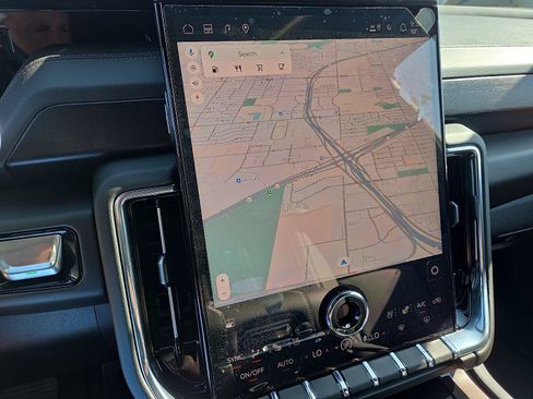 New 2026 GMC Yukon Denali AWD/4WD image 13