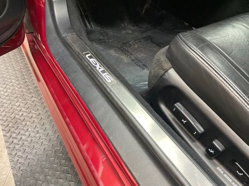 Used 2006 Lexus SC 430 Convertible image 26