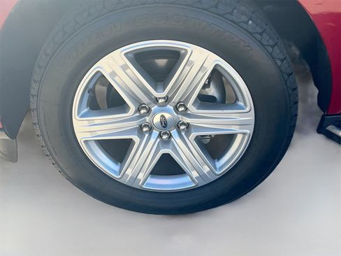 Used 2021 Ford Expedition XLT image 33