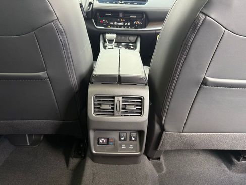 New 2026 Nissan Rogue Platinum w/ Platinum Premium Package image 21