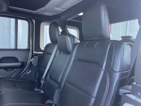 New 2026 Jeep Wrangler Unlimited Rubicon image 21