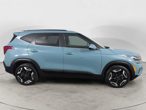 Used 2024 Kia Seltos SX w/ SX Sunroof Package AWD/4WD image 6