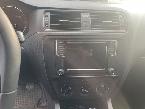 Used 2016 Volkswagen Jetta S FWD image 13