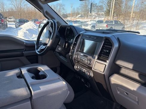 Used 2018 Ford F150 XLT w/ Equipment Group 302A Luxury image 8