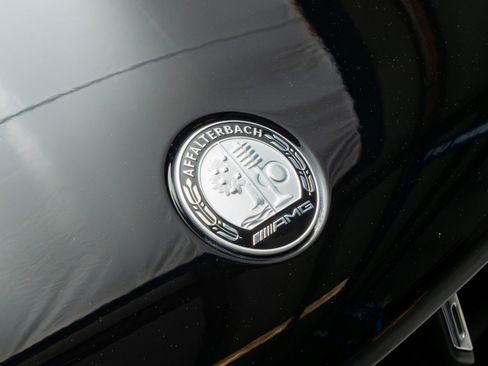 Used 2025 Mercedes-Benz GLE 53 AMG 4MATIC image 11