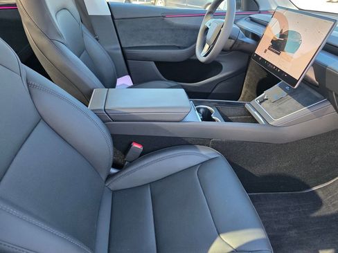 Used 2026 Tesla Model Y 2WD image 20