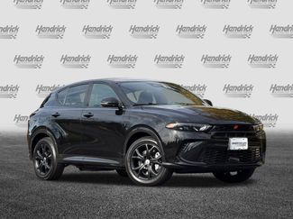 Used 2024 Dodge Hornet R/T w/ R/T Blacktop Package video 2