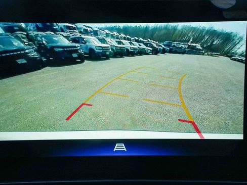 Used 2024 Chevrolet Trax ACTIV FWD image 38