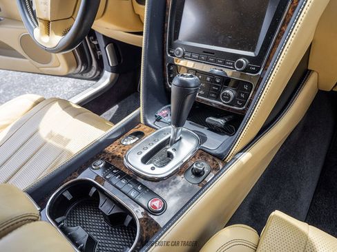 Used 2015 Bentley Flying Spur W12 AWD/4WD image 42