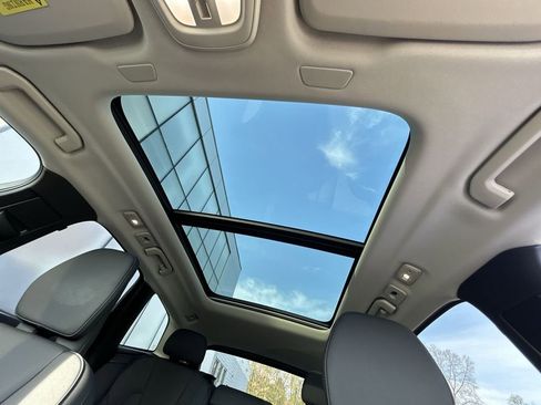 New 2026 Volvo XC60 B5 Plus w/ Climate Package image 24