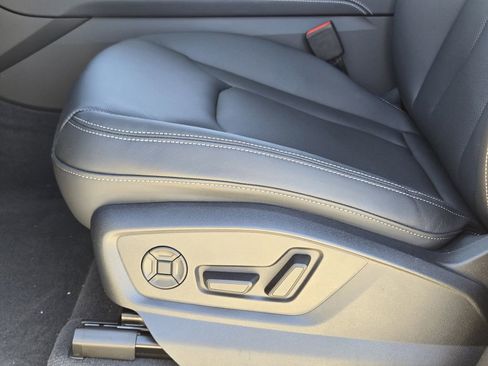 New 2026 Audi Q7 3.0T Premium Plus AWD/4WD image 31