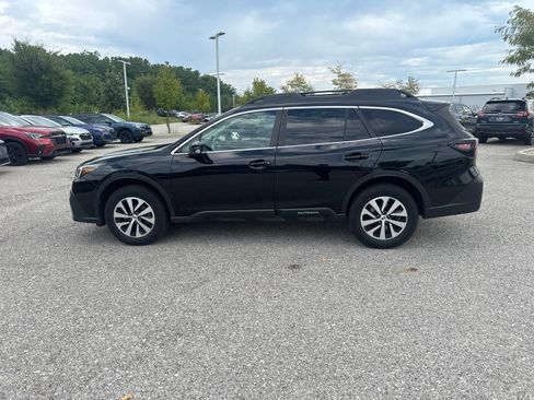 Used 2022 Subaru Outback Premium AWD/4WD image 11